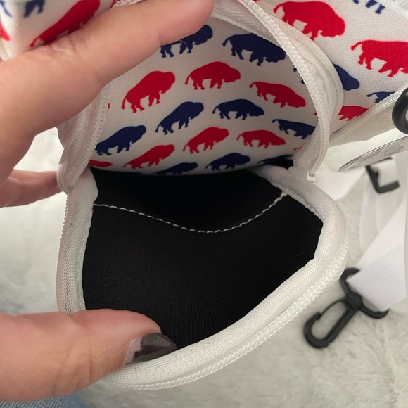 NFL Buffalo Bills Water Bottle Carrier - Picture 4 of 6